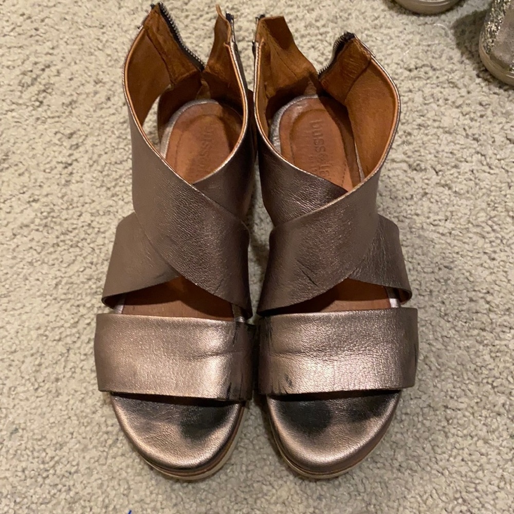 Bussola sandals